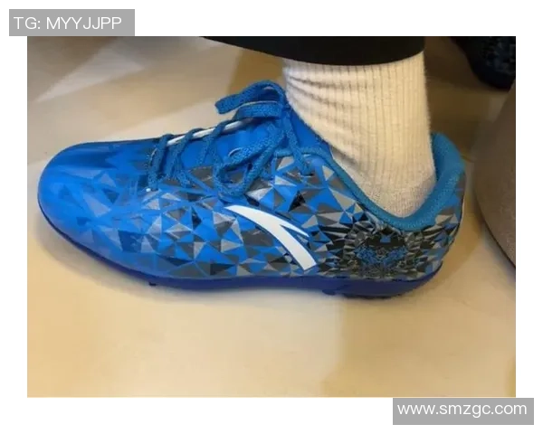 安踏足球鞋曾为多位球星代言，探索他们如何助力赛场表现