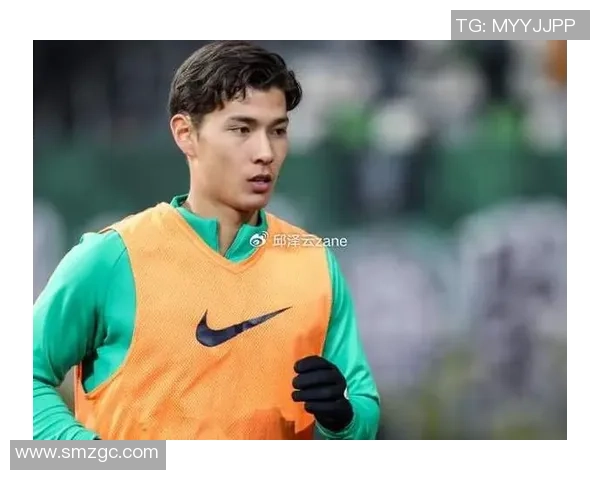 足球球星加盟国内综艺节目精彩瞬间 展现多面才华与运动魅力